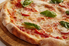 pizza-margherita-con-cilieggino_optimized