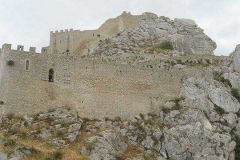 punti-interesse-mura_esterne_castello_mussomeli_ph_pequod76_wiki_043519_optimized